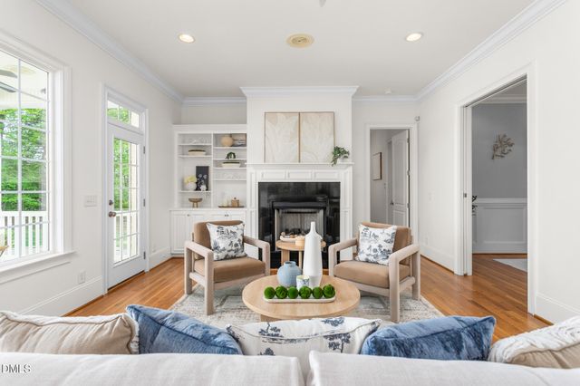 1018 Lochshire Drive, Burlington, NC 27215