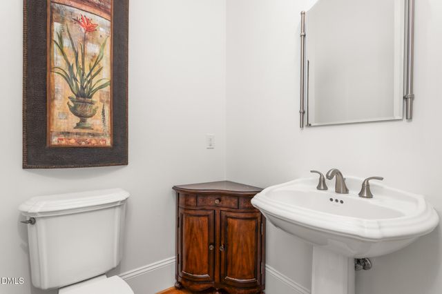 1018 Lochshire Drive, Burlington, NC 27215