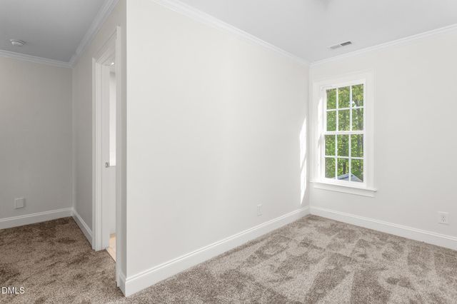 1018 Lochshire Drive, Burlington, NC 27215