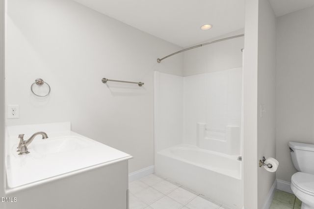 1018 Lochshire Drive, Burlington, NC 27215