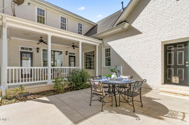 1018 Lochshire Drive, Burlington, NC 27215