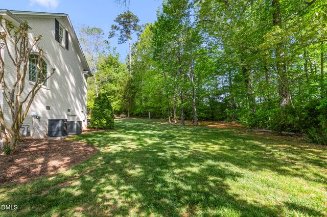 1018 Lochshire Drive, Burlington, NC 27215