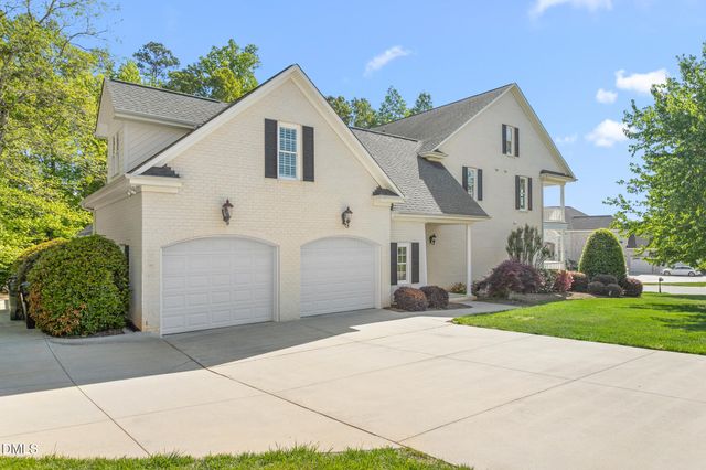 1018 Lochshire Drive, Burlington, NC 27215