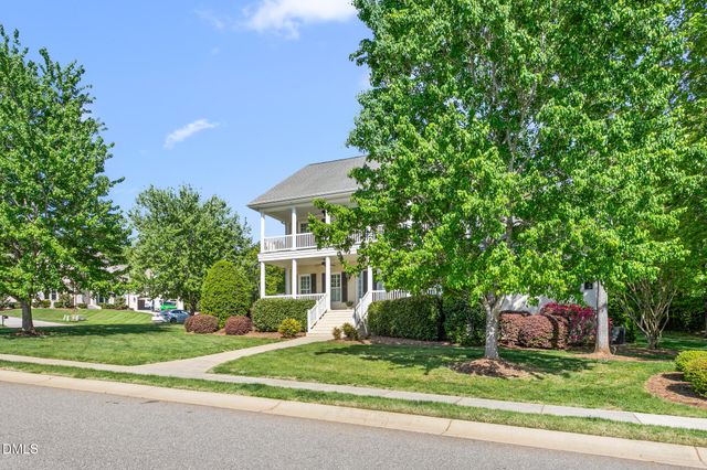 1018 Lochshire Drive, Burlington, NC 27215