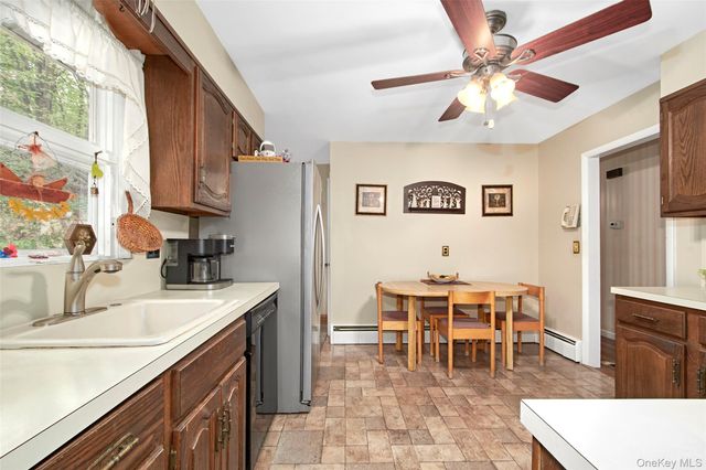 100 Lakeview Avenue, Valhalla, NY 10595