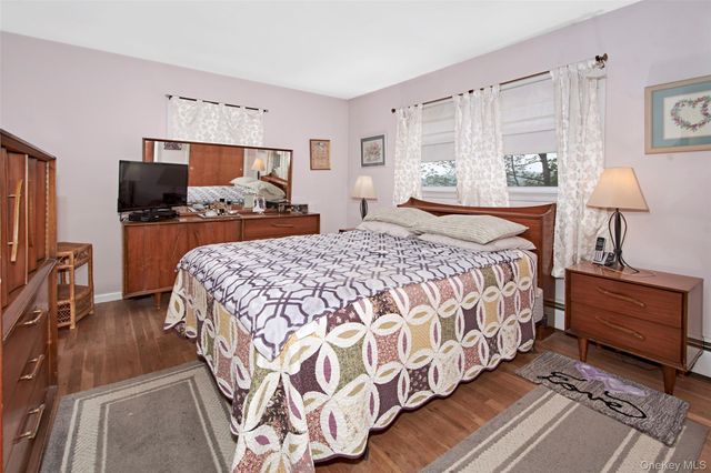100 Lakeview Avenue, Valhalla, NY 10595
