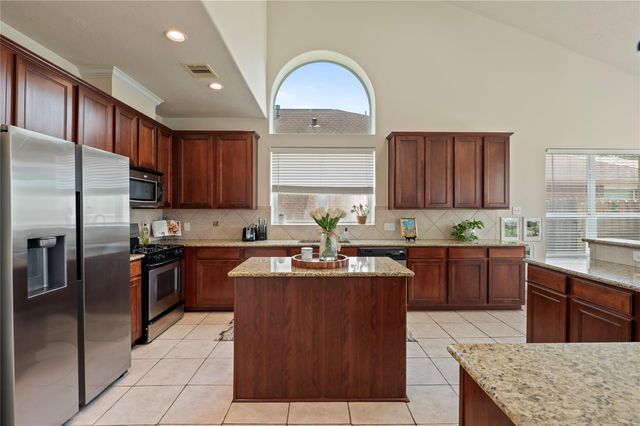 327 Holly Branch Lane, Kemah, TX 77565