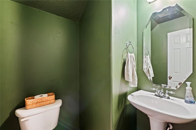 327 Holly Branch Lane, Kemah, TX 77565