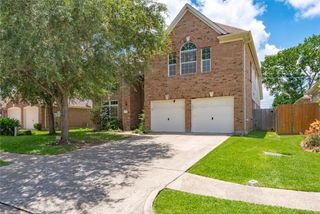 327 Holly Branch Lane, Kemah, TX 77565