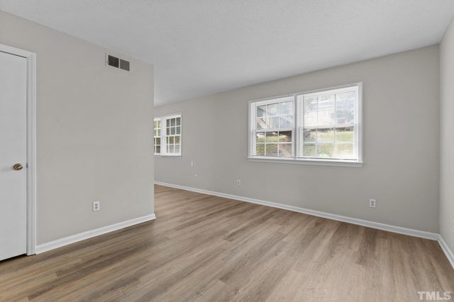 1823 White Oak Road B, Raleigh, NC 27608