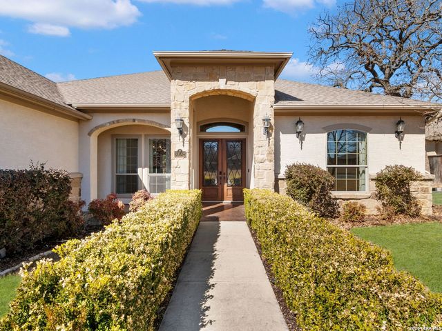 30142 Setterfeld Circle, Fair Oaks Ranch, TX 78015