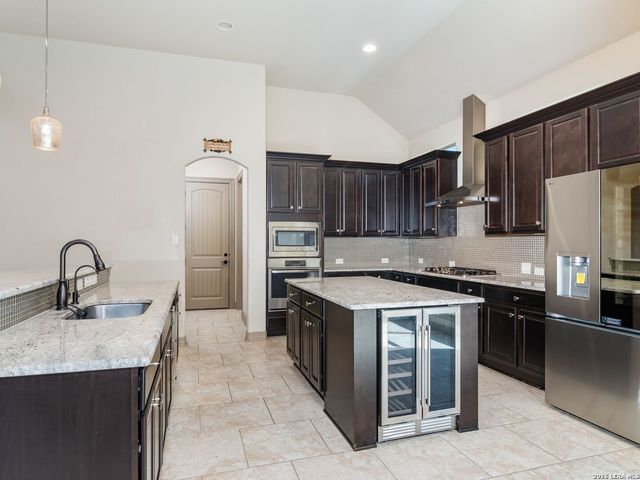 30142 Setterfeld Circle, Fair Oaks Ranch, TX 78015