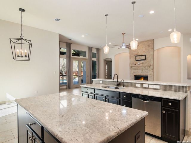 30142 Setterfeld Circle, Fair Oaks Ranch, TX 78015