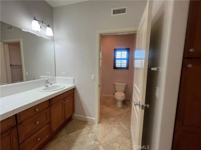 27 Tree Clover, Irvine, CA 92618