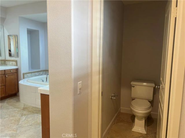 27 Tree Clover, Irvine, CA 92618