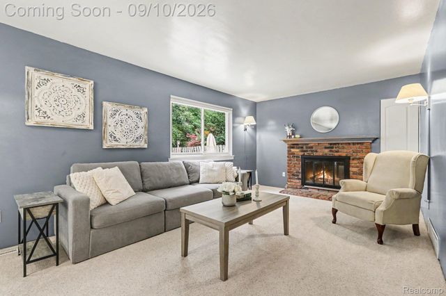 6023 Beaufort Drive, Canton Charter Township, MI 48187