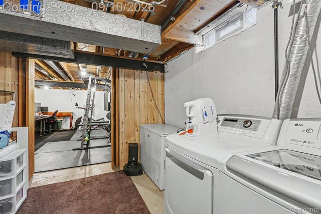 6023 Beaufort Drive, Canton Charter Township, MI 48187