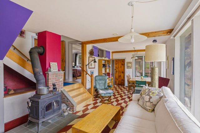 17 Wildcat Hill Road, New Ipswich, NH 03071