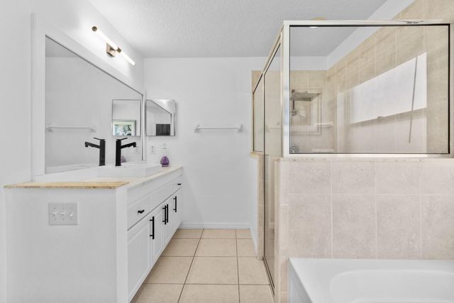 1910 LEE WOOD COURT, St Cloud, FL 34772