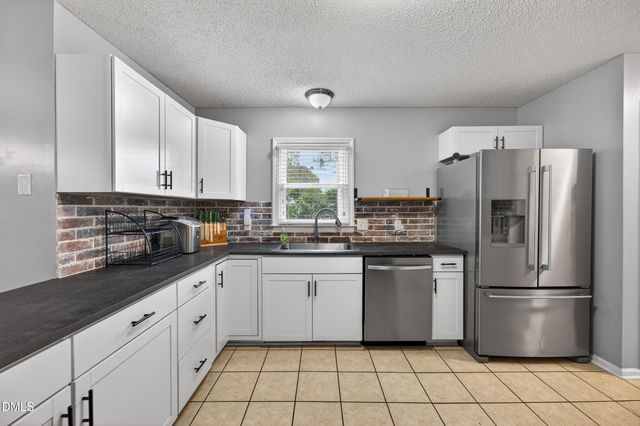 79 Cliffdale Court, Cameron, NC 28326