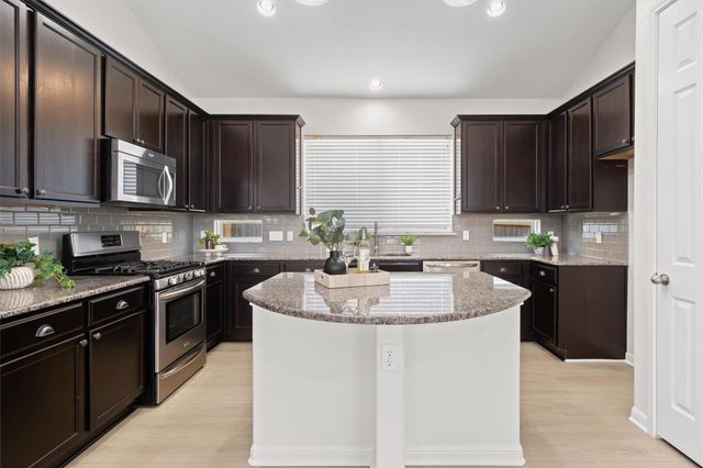 1128 Clearwing CIR, Georgetown, TX 78626