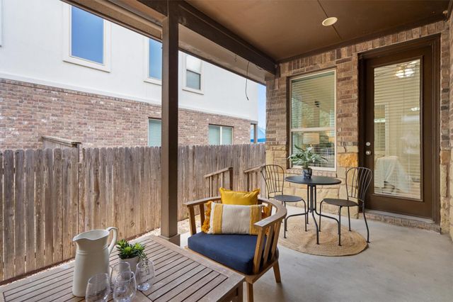1128 Clearwing CIR, Georgetown, TX 78626