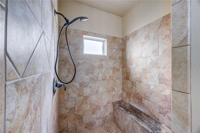 3722 Lake Hawkins Ct, Robstown, TX 78380