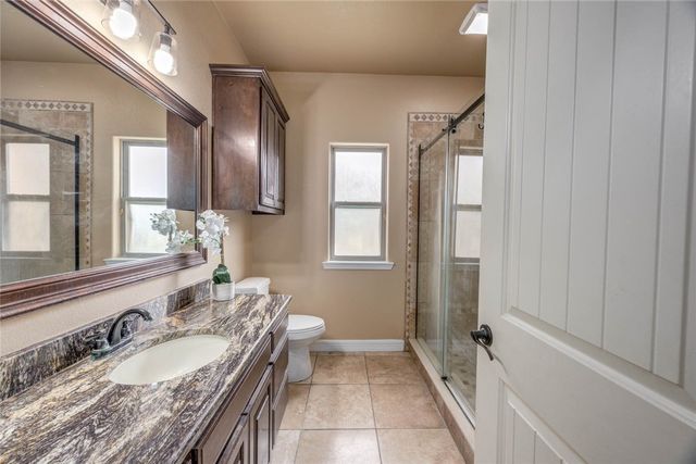 3722 Lake Hawkins Ct, Robstown, TX 78380