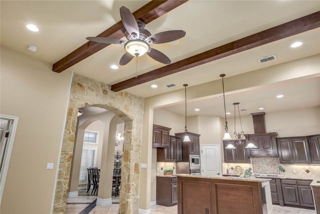 3722 Lake Hawkins Ct, Robstown, TX 78380