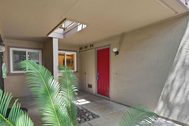 831 W California Avenue M, Sunnyvale, CA 94086