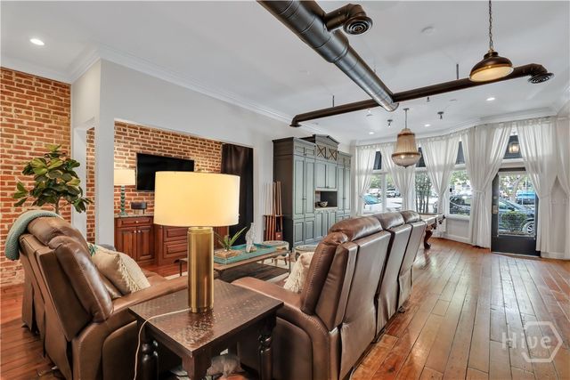 1014 Abercorn Street, Savannah, GA 31401