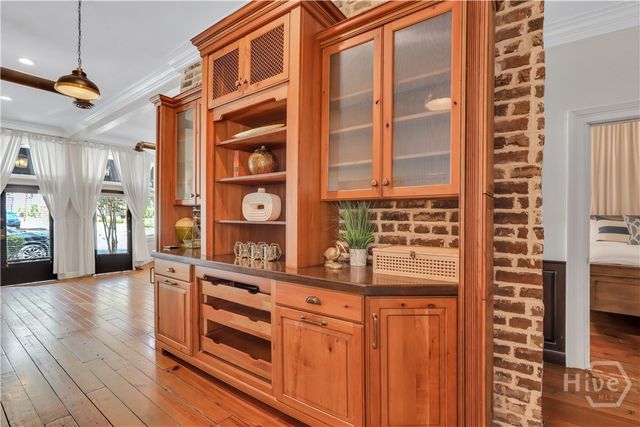 1014 Abercorn Street, Savannah, GA 31401