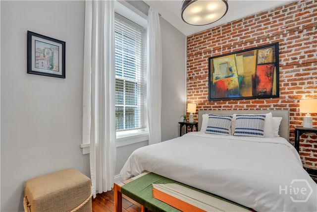 1014 Abercorn Street, Savannah, GA 31401