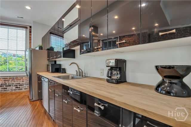 1014 Abercorn Street, Savannah, GA 31401