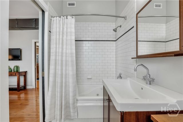 1014 Abercorn Street, Savannah, GA 31401