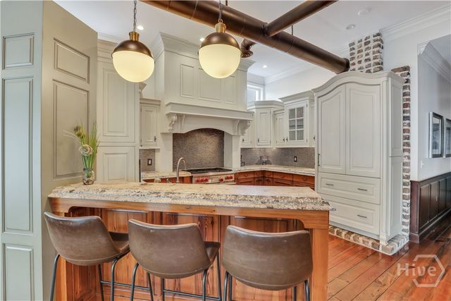 1014 Abercorn Street, Savannah, GA 31401