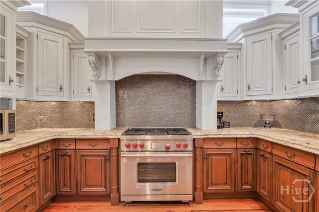 1014 Abercorn Street, Savannah, GA 31401