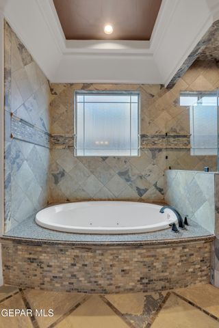 14285 Hunter Creek Drive, El Paso, TX 79938