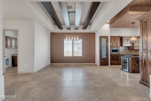 14285 Hunter Creek Drive, El Paso, TX 79938