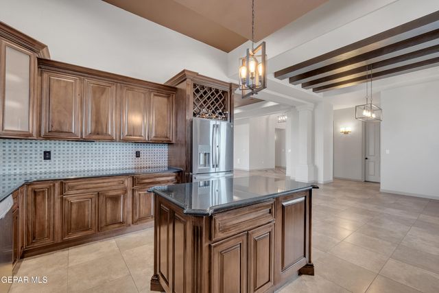 14285 Hunter Creek Drive, El Paso, TX 79938