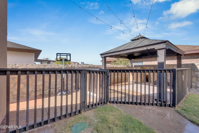 14285 Hunter Creek Drive, El Paso, TX 79938