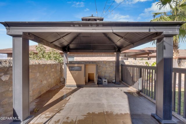 14285 Hunter Creek Drive, El Paso, TX 79938