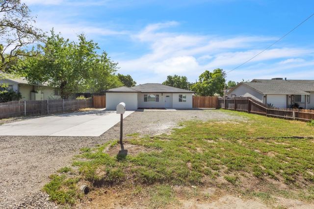 3214 U St, Antelope, CA 95843