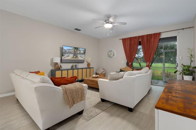 18105 NASSAU POINT DRIVE, Tampa, FL 33647