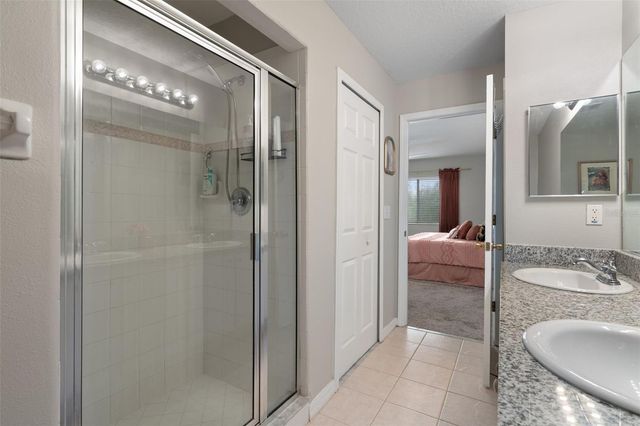 18105 NASSAU POINT DRIVE, Tampa, FL 33647