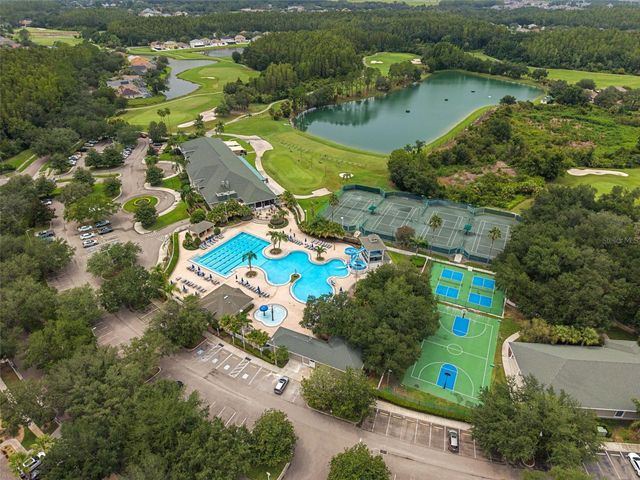 18105 NASSAU POINT DRIVE, Tampa, FL 33647