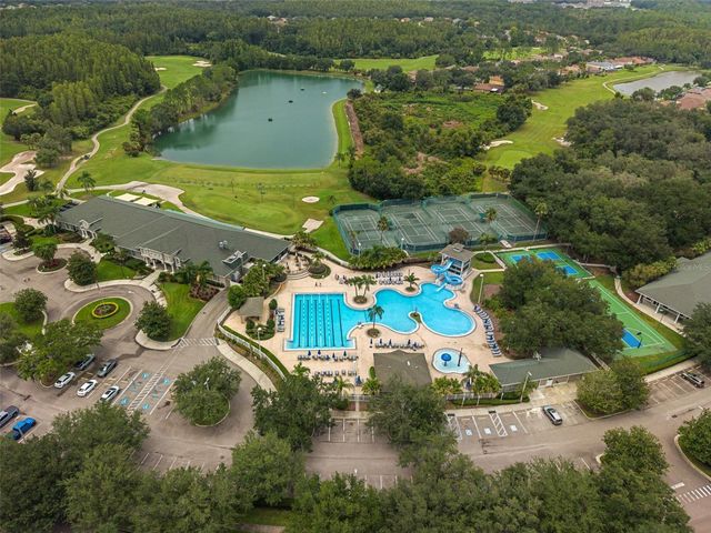 18105 NASSAU POINT DRIVE, Tampa, FL 33647