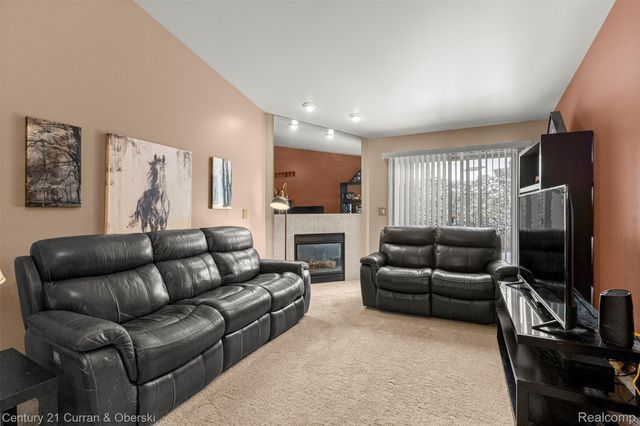 17308 S Lucille Circle, Huron Charter Township, MI 48164