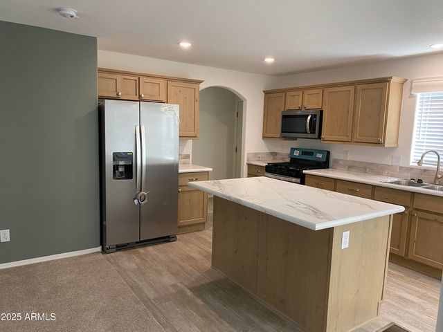 410 W VENICE Way, Paulden, AZ 86334