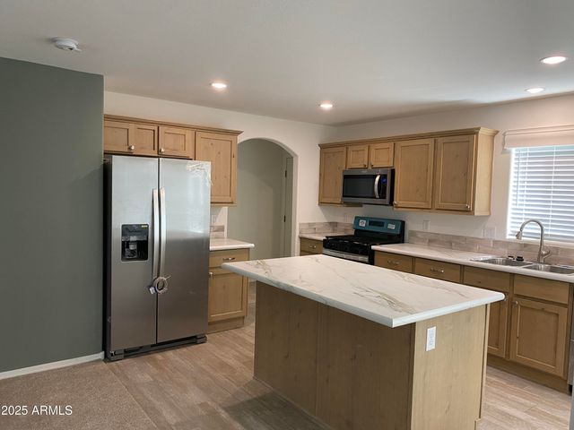 410 W VENICE Way, Paulden, AZ 86334